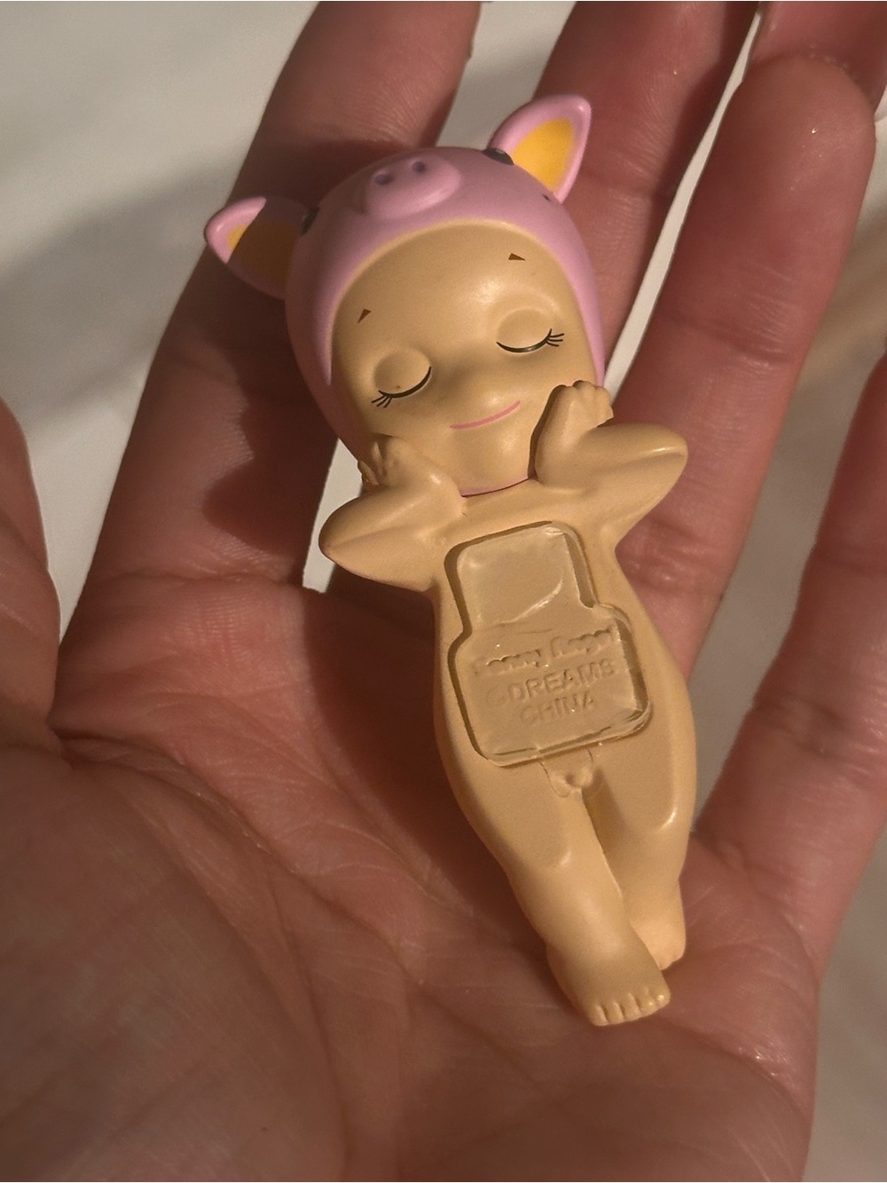 Sonny Angel dreaming hipper series pig 100% authentic no box